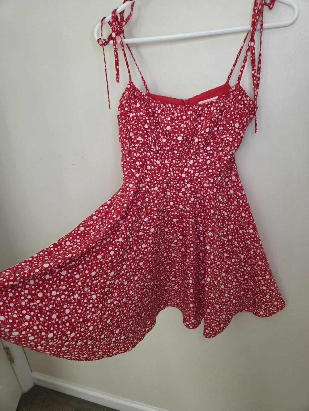 Women's Showpo Red Floral Mini Dress Sz 0